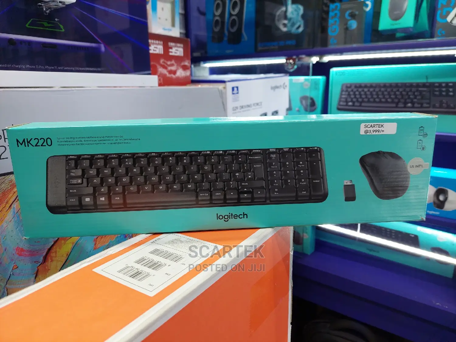 Logitech MK220 Wireless Keyboard and Mouse (New)