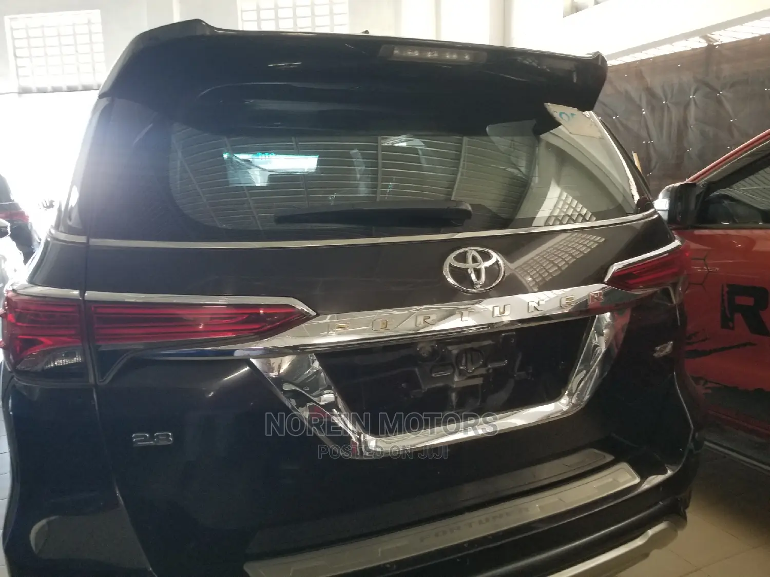 Toyota Fortuner 2.8 D AWD 2016 Black