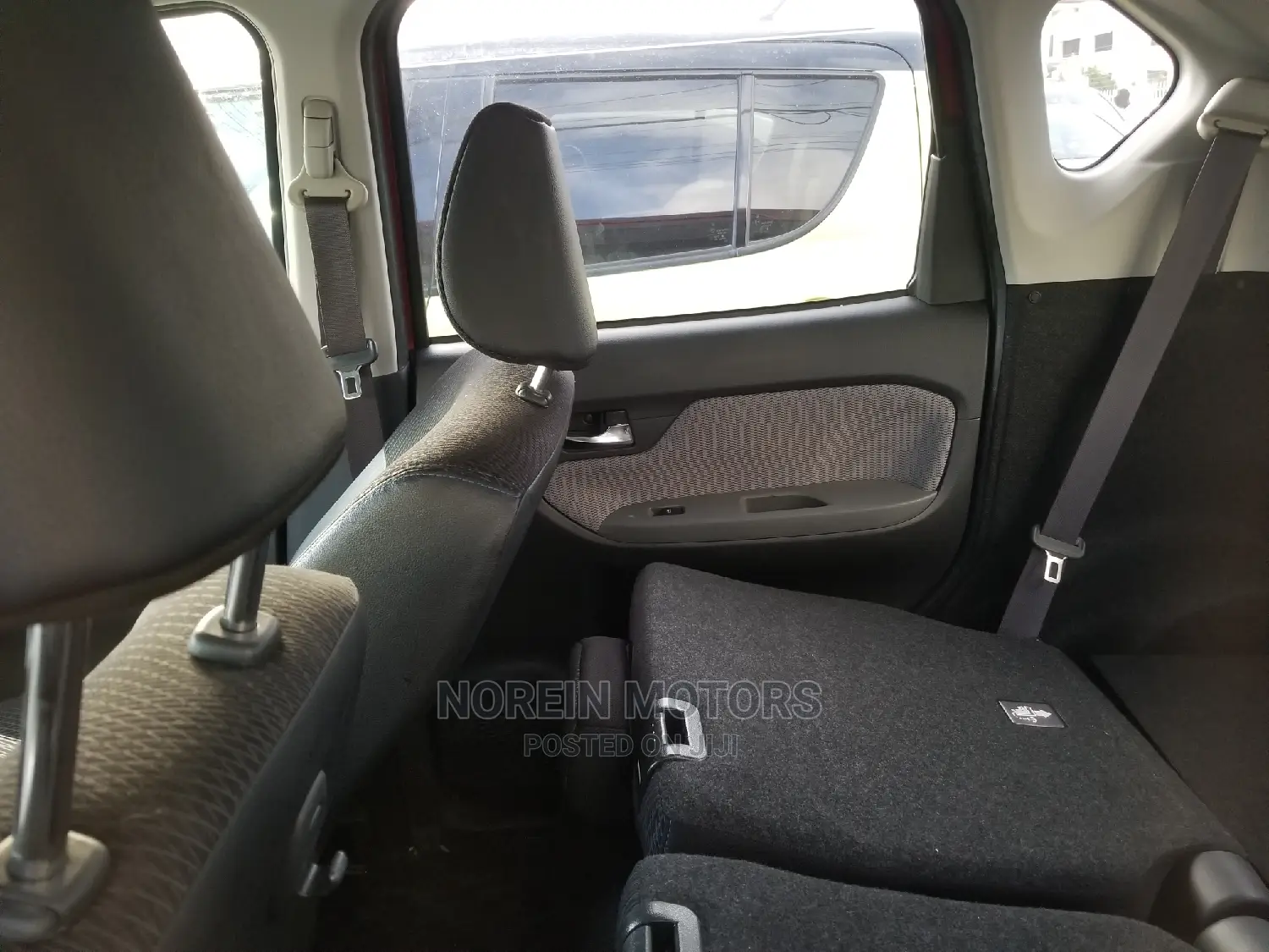 Daihatsu Move 2015 Red