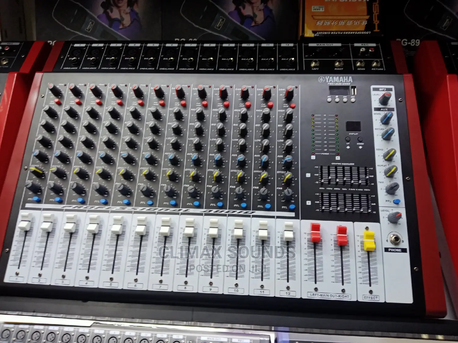 Powerec Mixer 12 Channels Yamahas