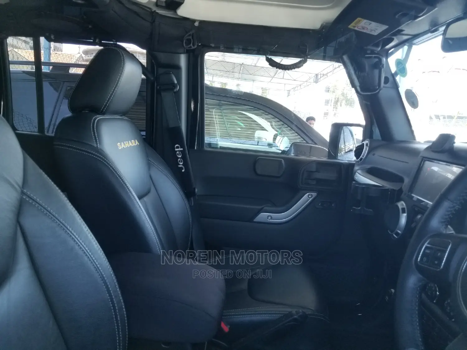 Jeep Wrangler Sahara 4x4 2016 Black