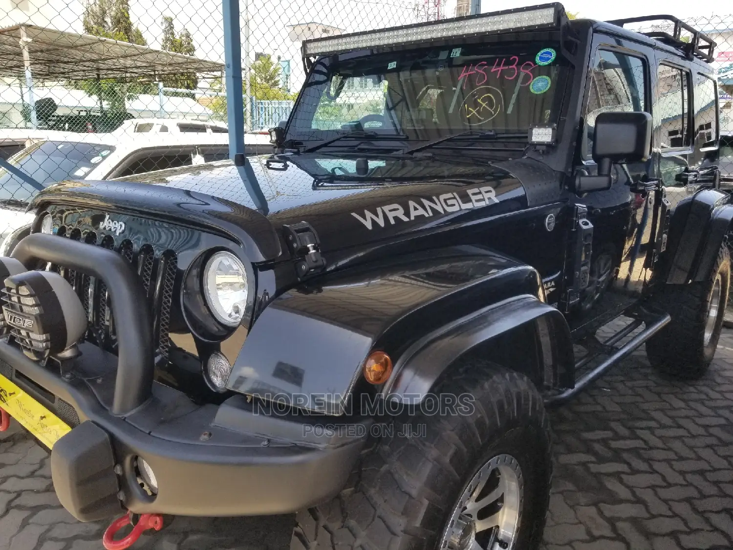 Jeep Wrangler Sahara 4x4 2016 Black