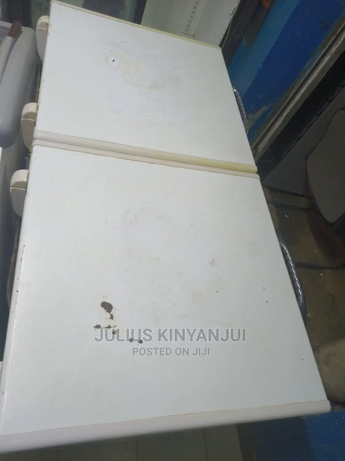 Double Door Freezer
