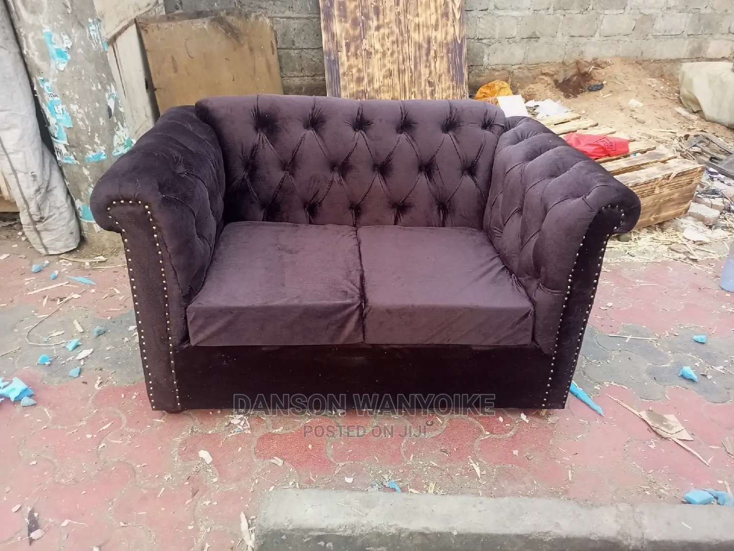 Two Seater Brown Chester