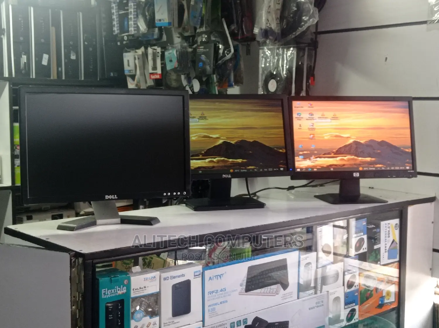 Hp/Dell Monitors 19inches Stretch