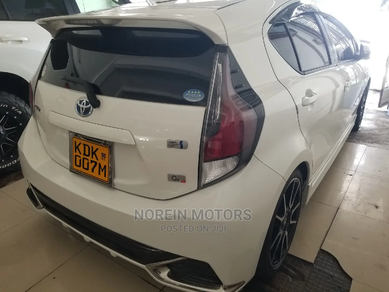 Toyota Aqua 2016 White