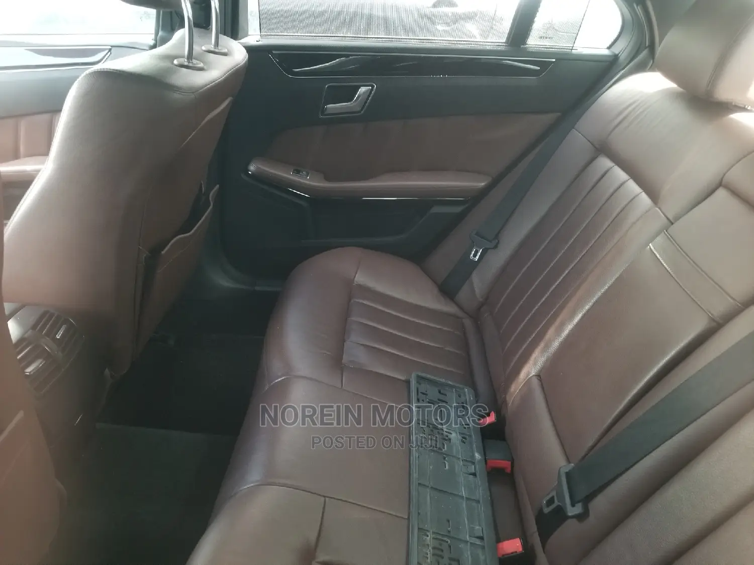 Mercedes-Benz E200 2015 Black