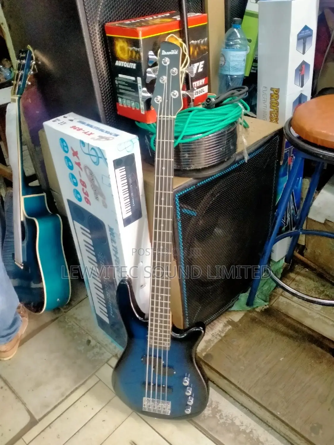 Ibanez 5 Strings Blue Black