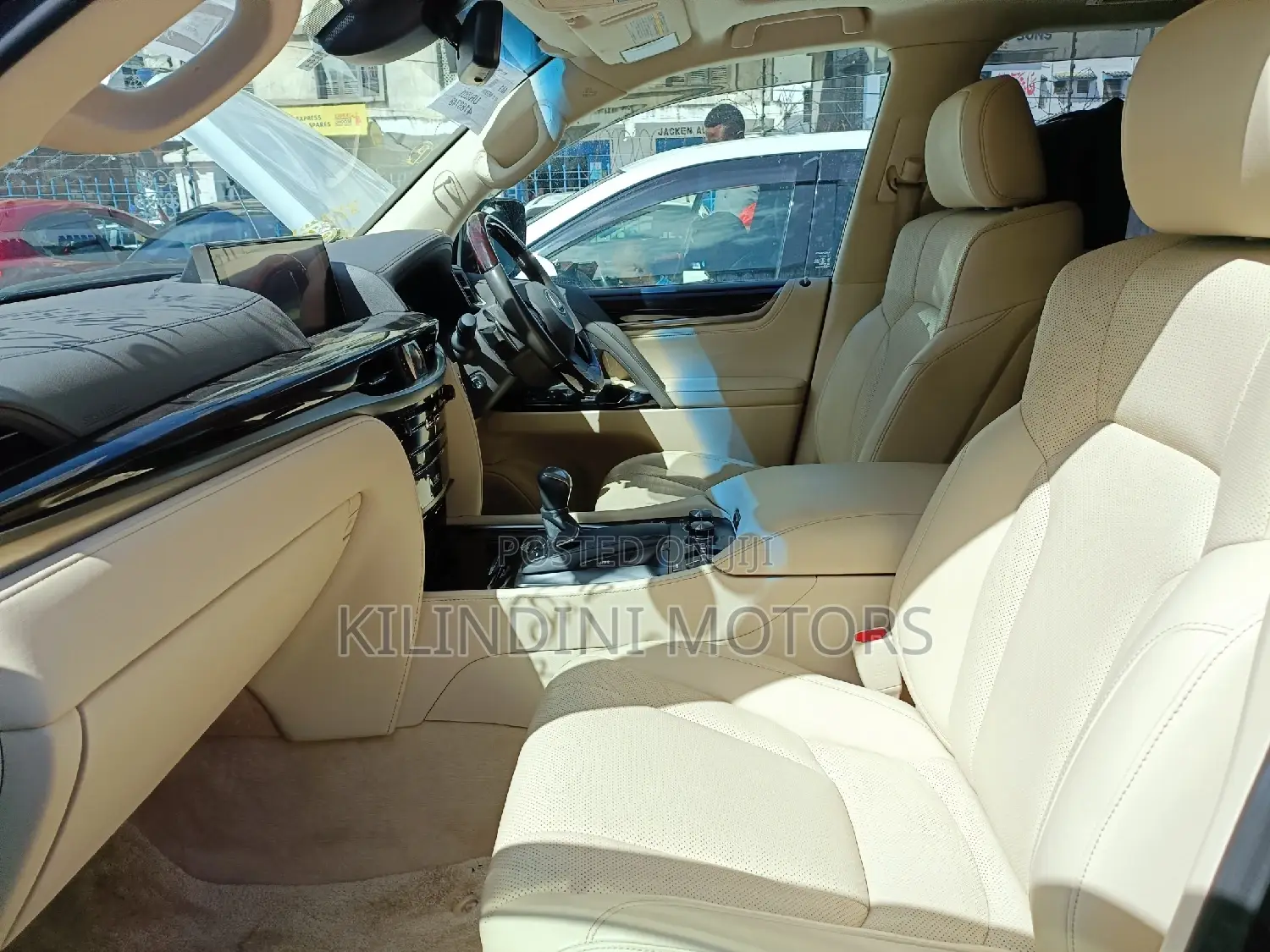 Lexus LX 2017 Black