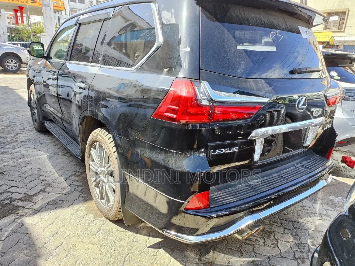Lexus LX 2017 Black