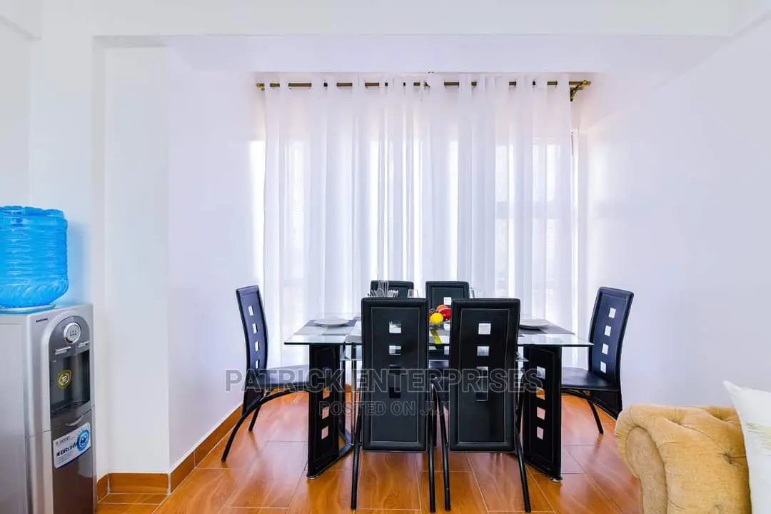 Imported Morden Dinning Table 6 Seater