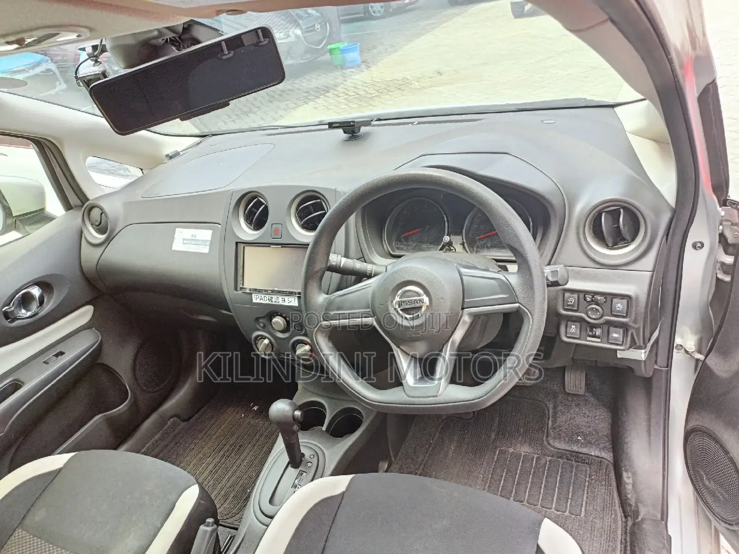 Nissan Note 2017 Silver