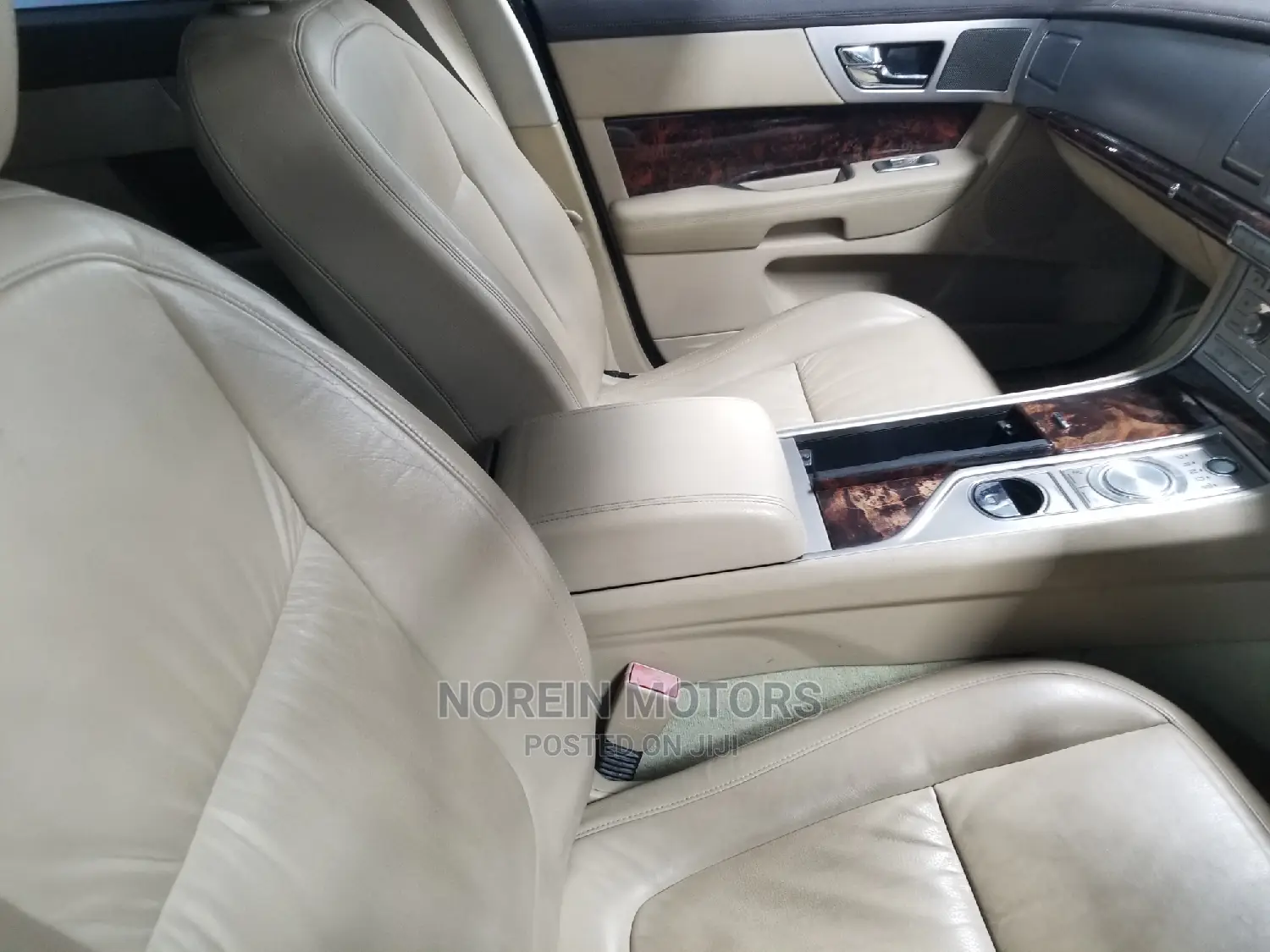Jaguar XF 2015 Blue