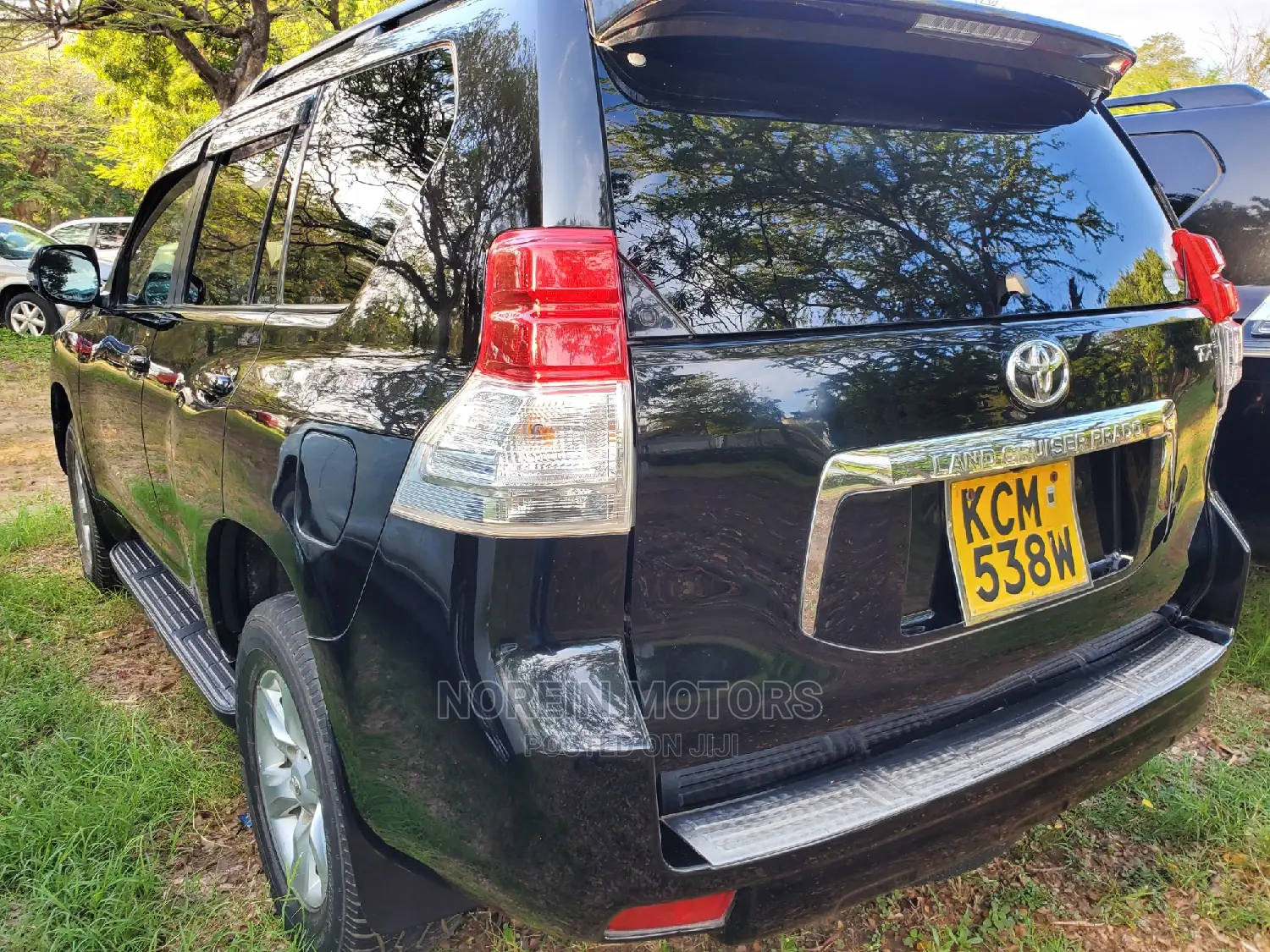 Toyota Land Cruiser Prado 2010 Black