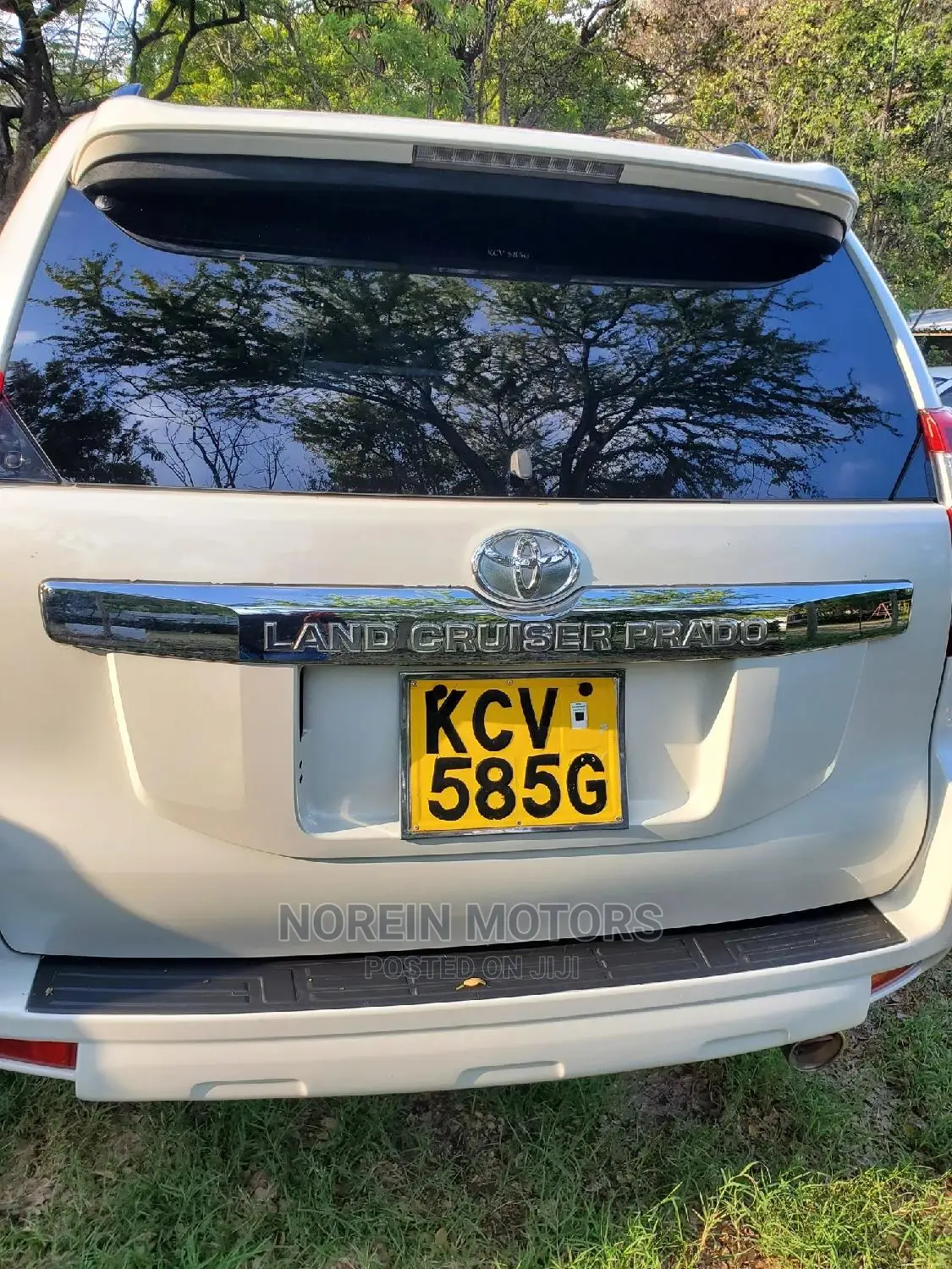 Toyota Land Cruiser Prado 2013 Off White