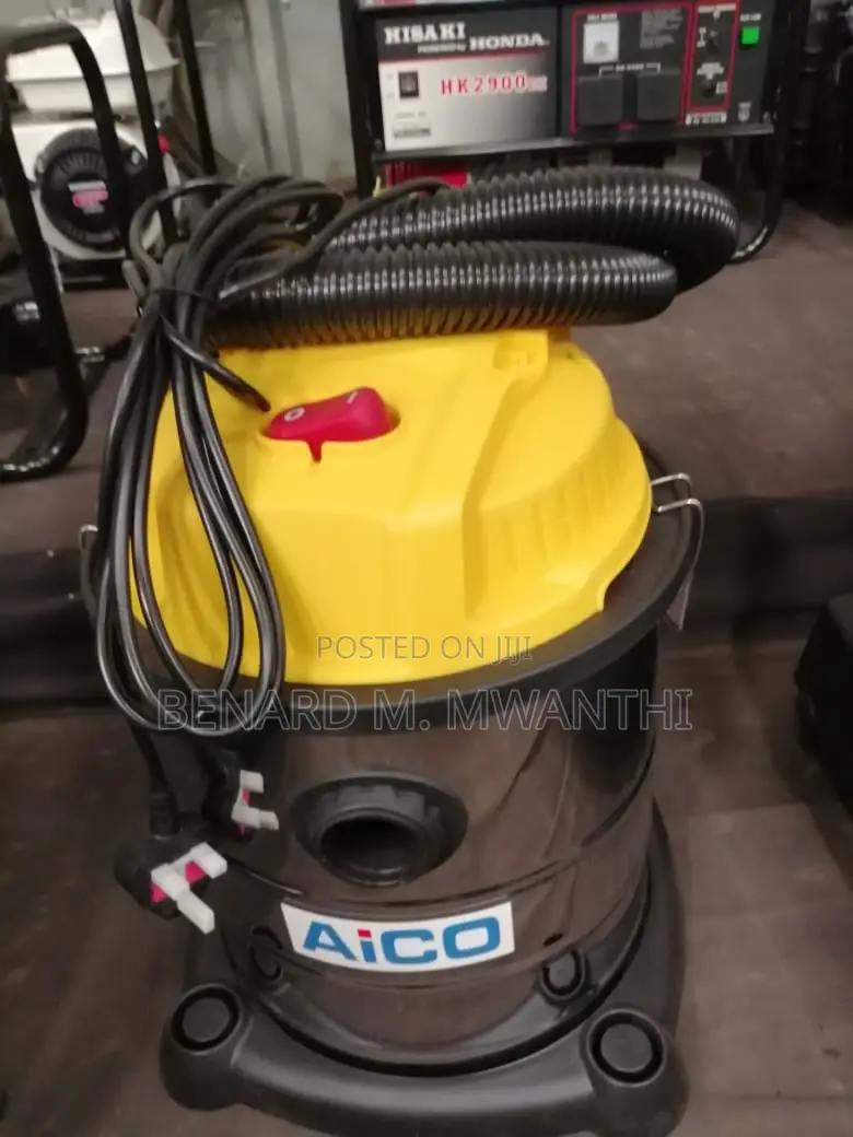 20 Litre Vacuum Cleaner