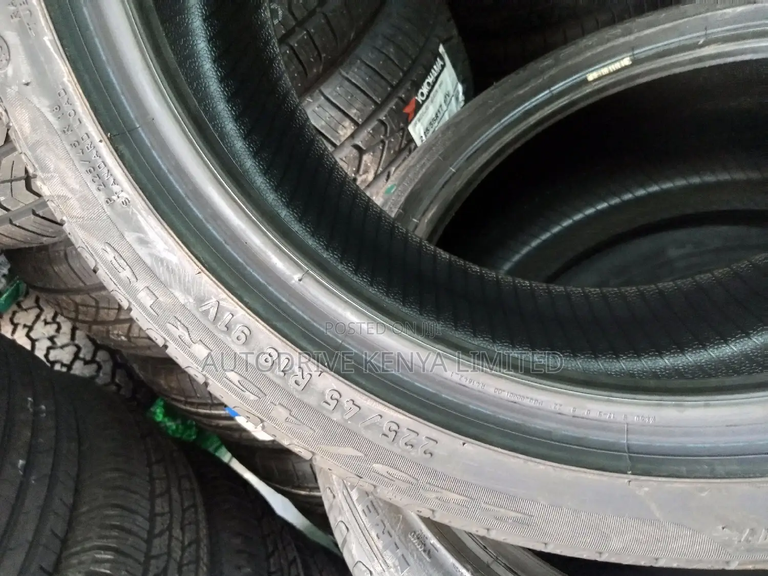 225/45r18 Pirelli R-F