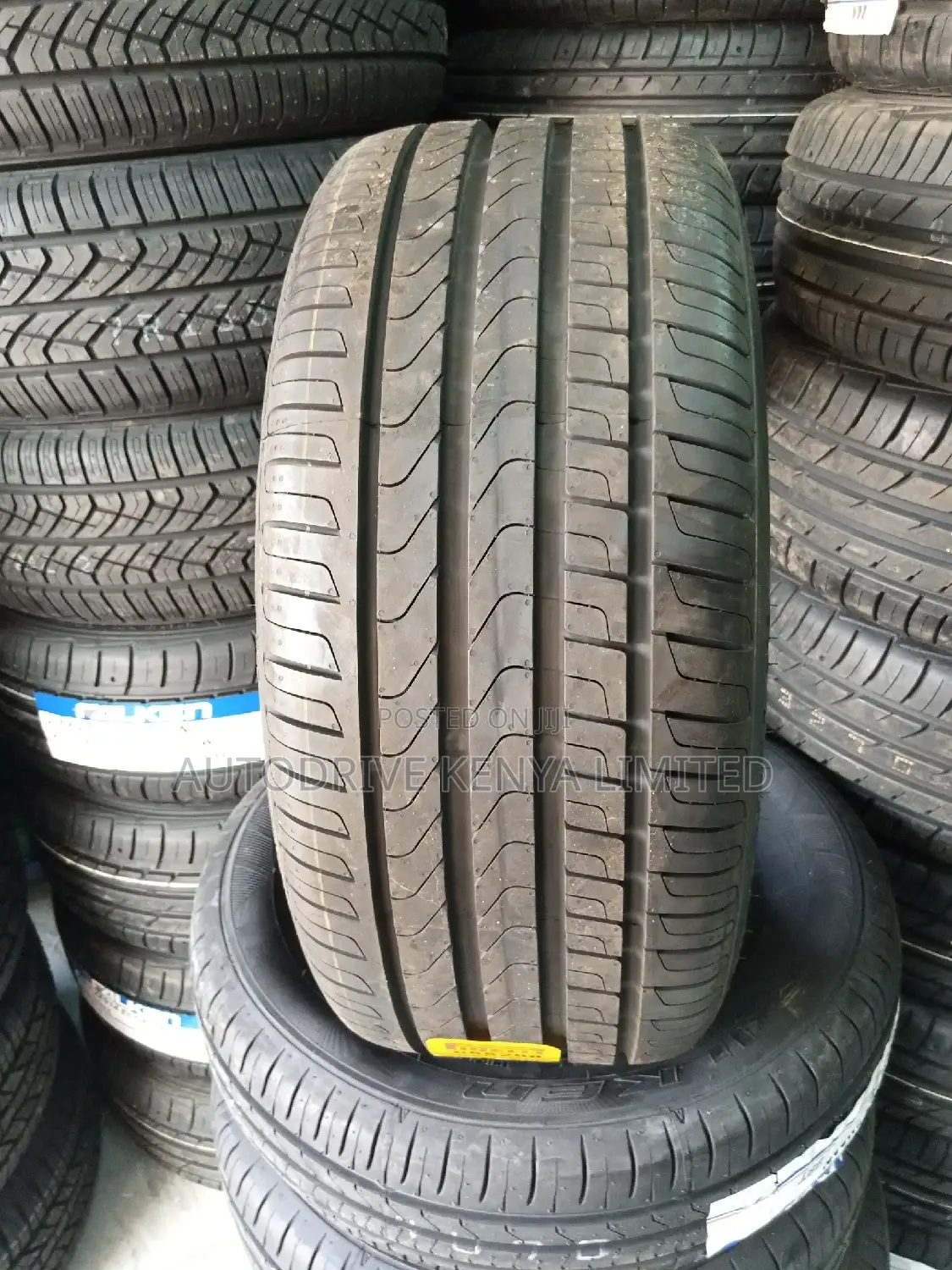 245/40r18 Pirelli R-F