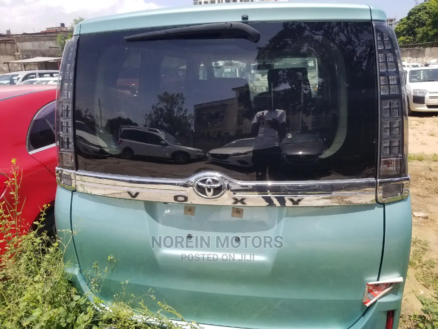 Toyota Voxy 2015 Blue