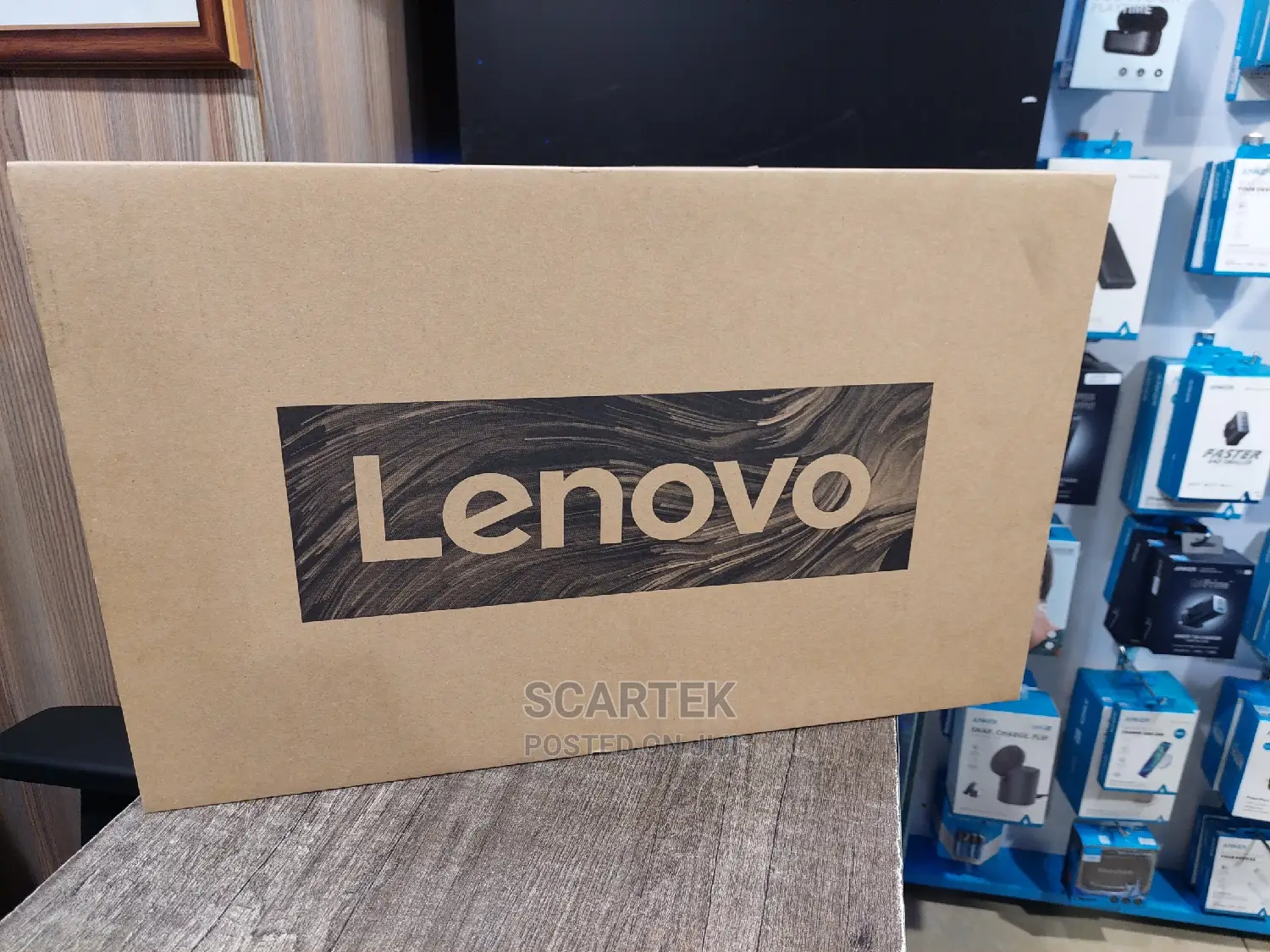 New Laptop Lenovo Ideapad 3 4GB Intel Core I3 HDD 1T