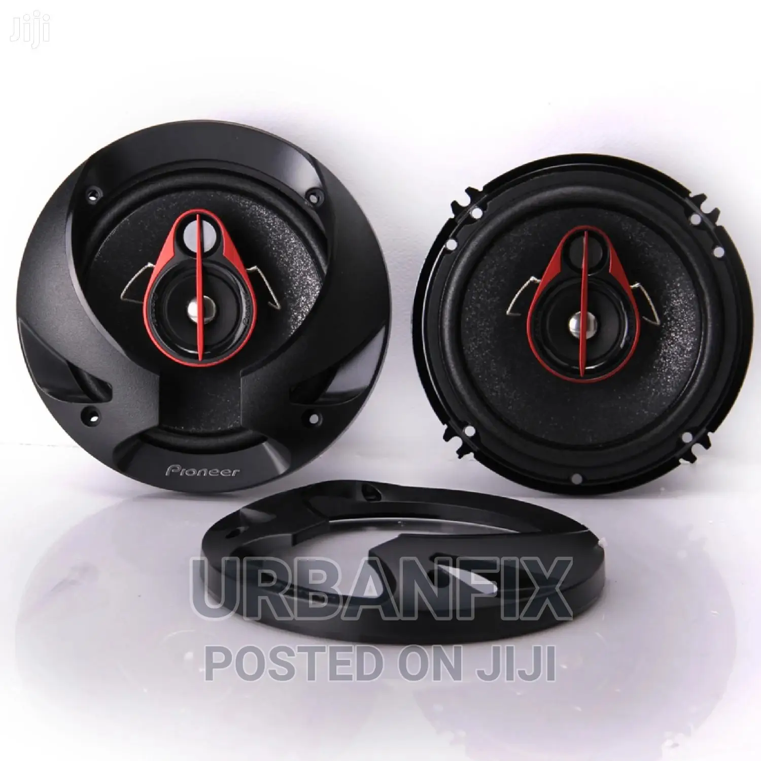 Pioneer 6 Inch 300 Watts Round Speakers