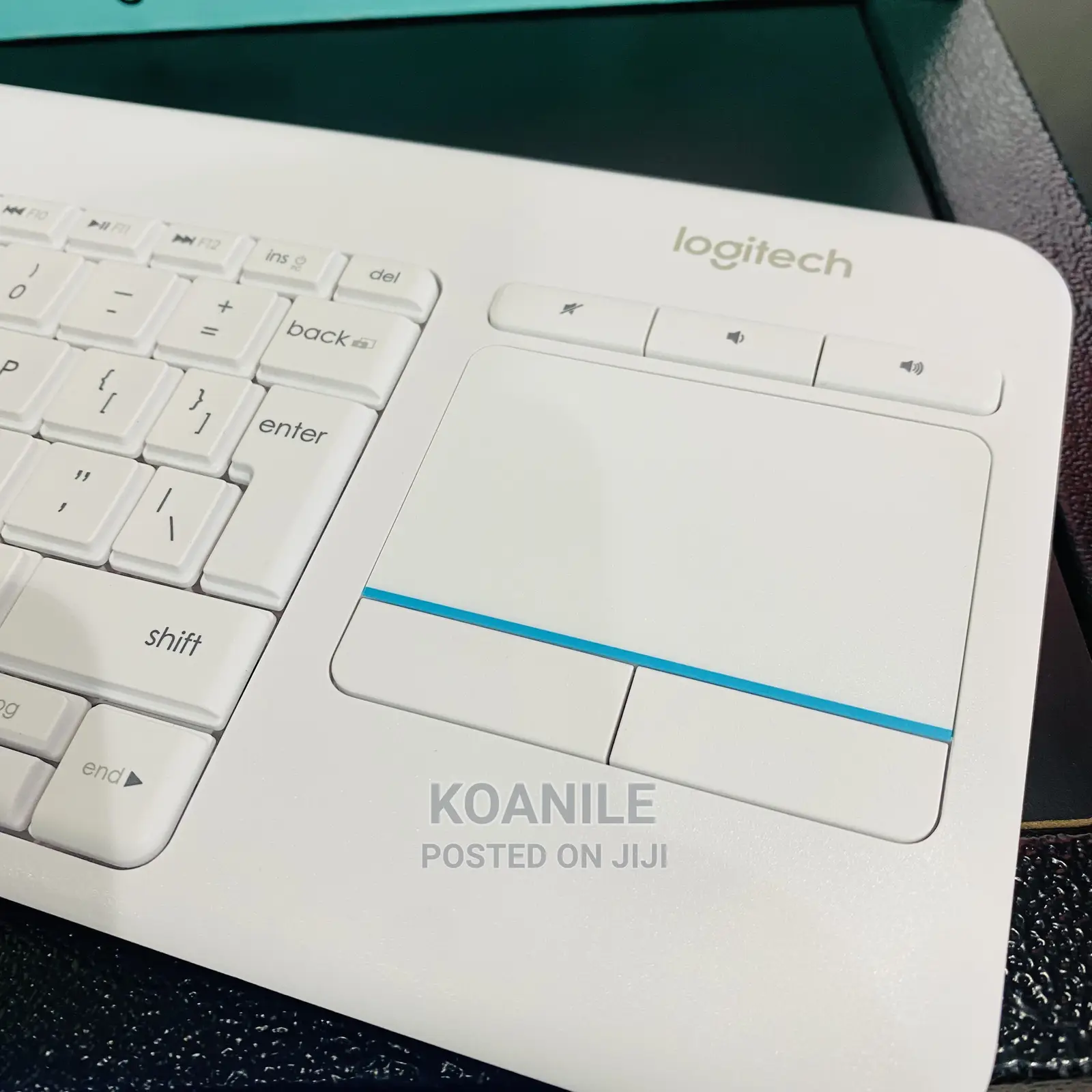 Logitech Plus Wireless Touch Keyboard