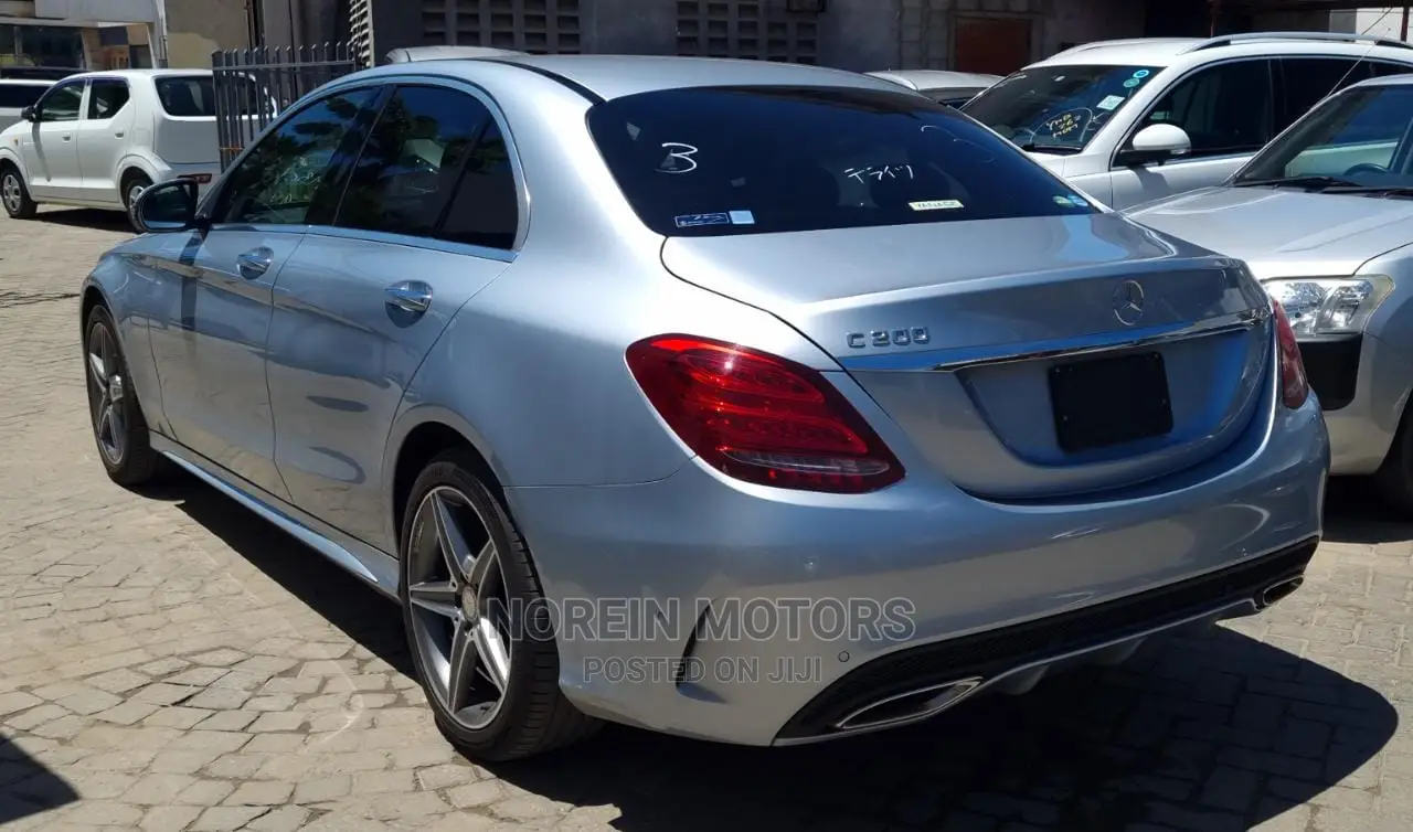 Mercedes-Benz C200 2016 Silver