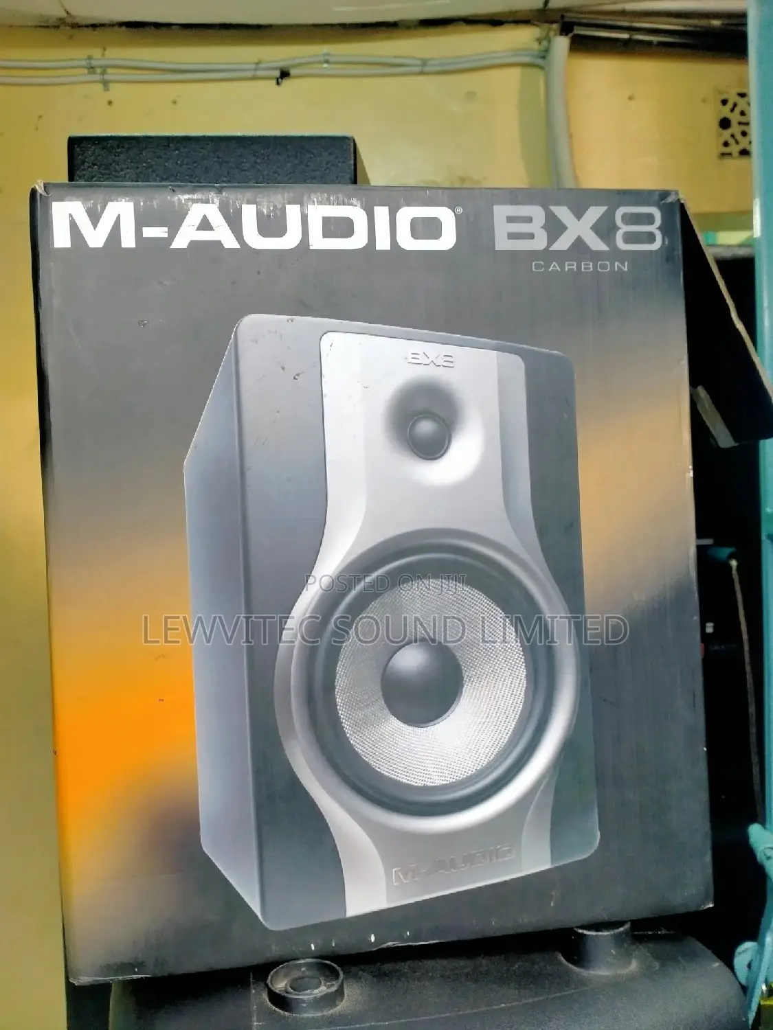 M Audio Bx 8 Carbon