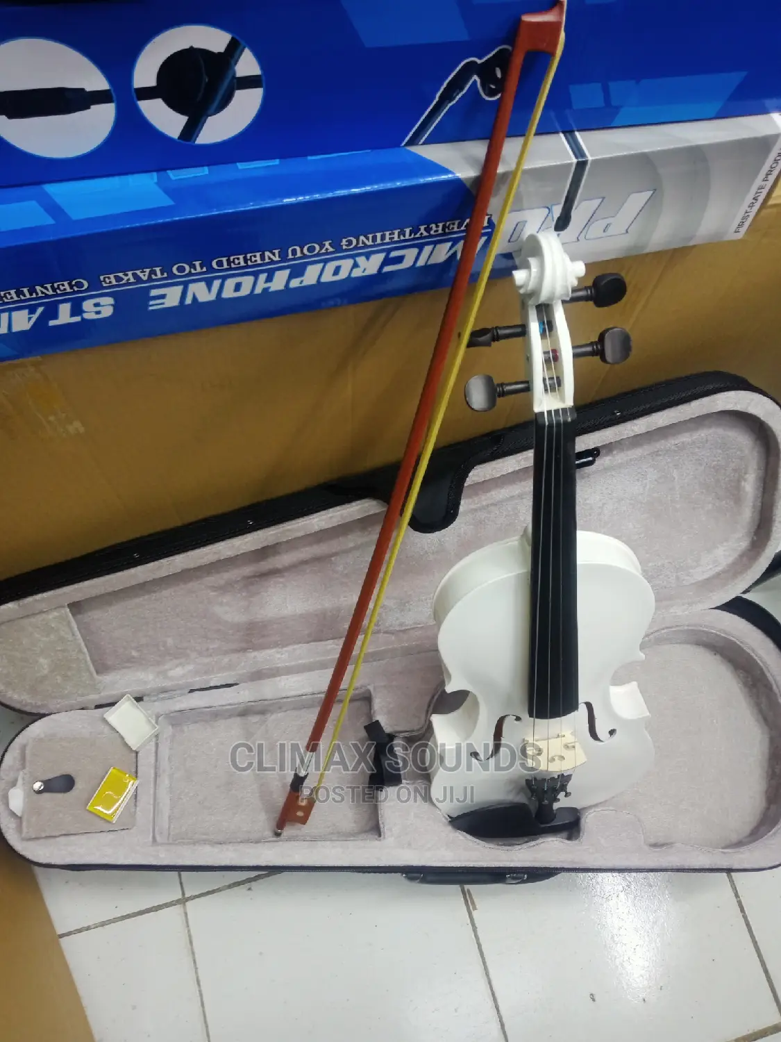 Maple Leaf White Violin, 3/4,4/4