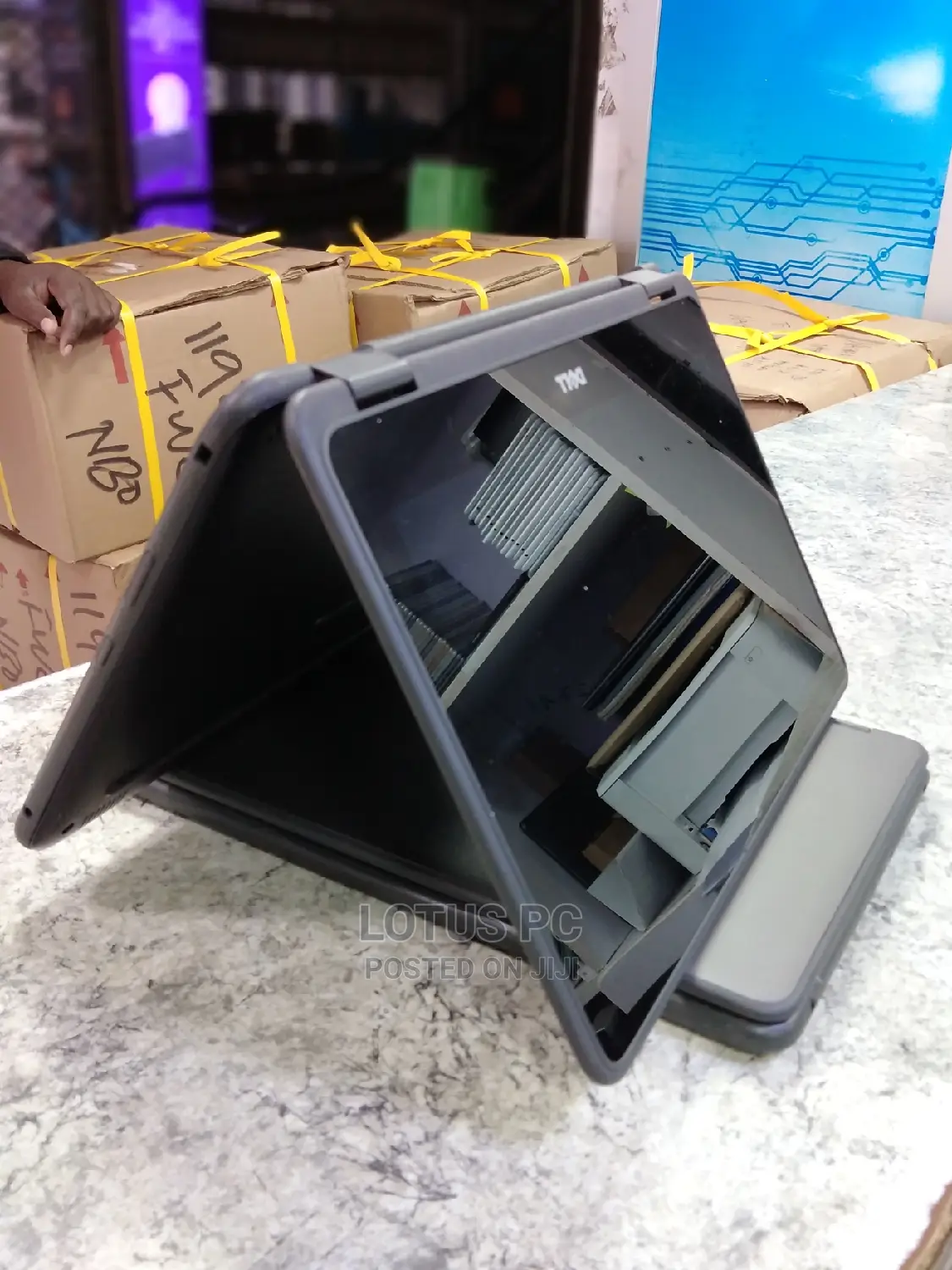 Laptop Dell Latitude 3189 4GB Intel Celeron SSD 128GB