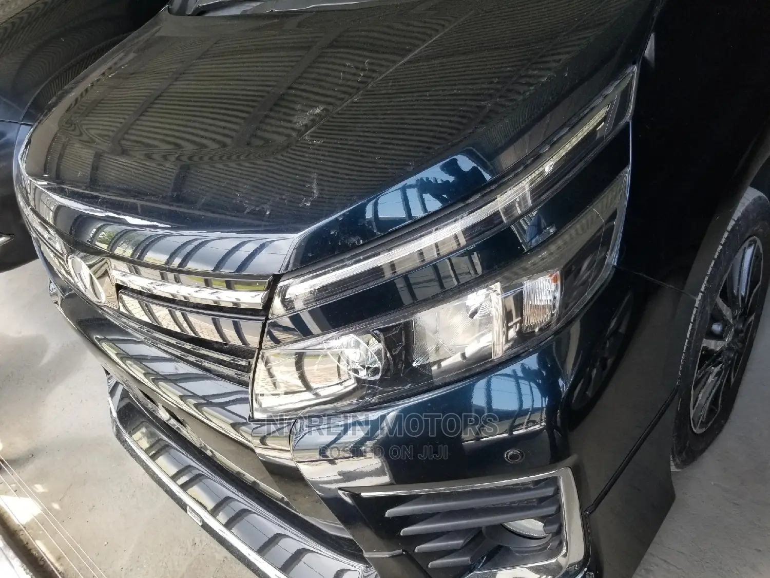 Toyota Voxy 2015 Blue