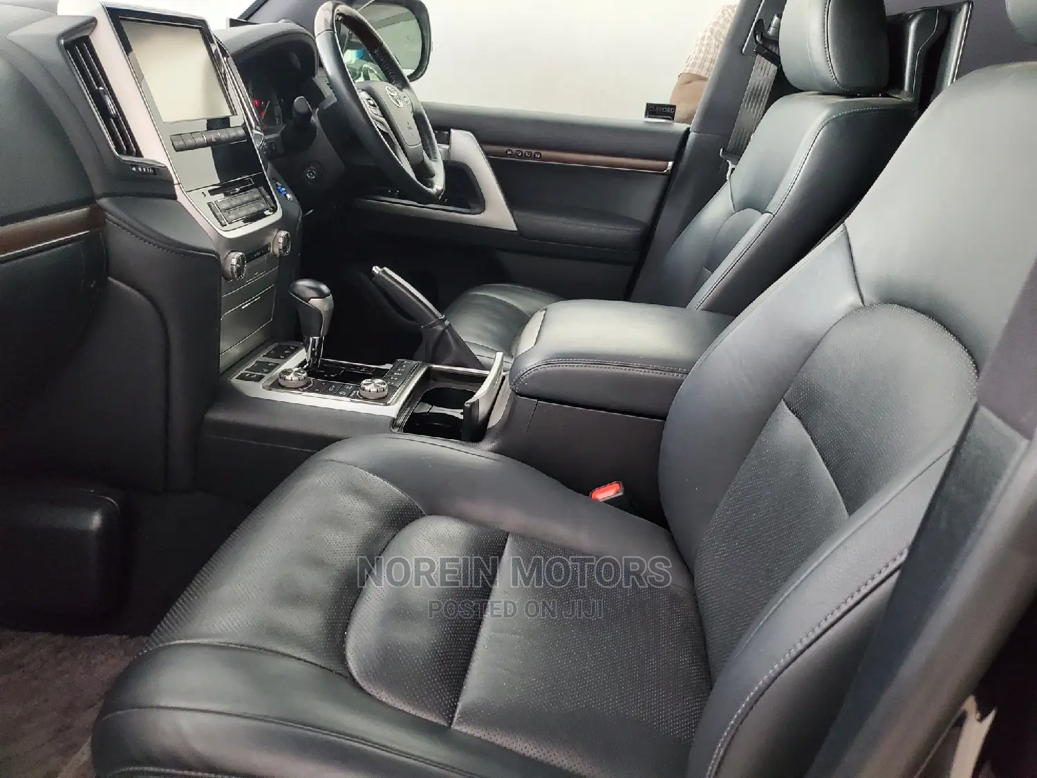 Toyota Land Cruiser 2017 Gray