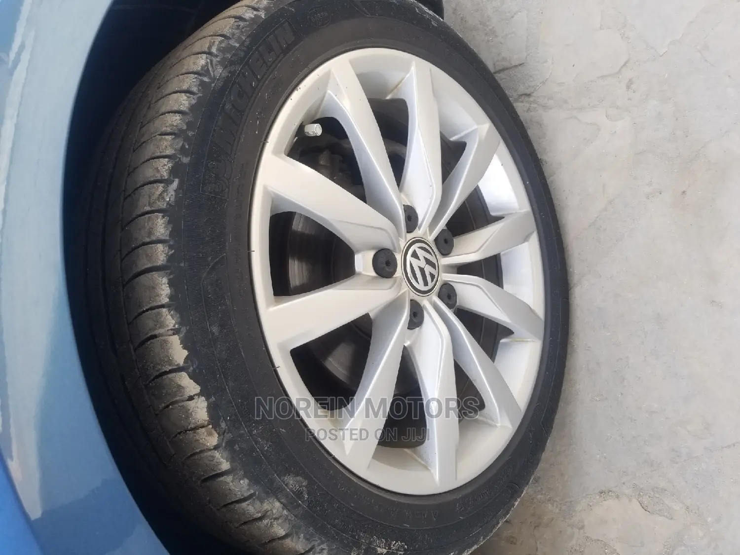 Volkswagen Golf 2014 Blue