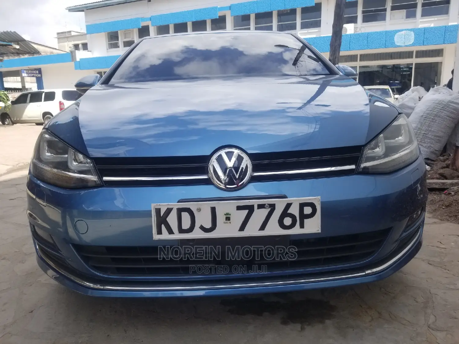 Volkswagen Golf 2014 Blue