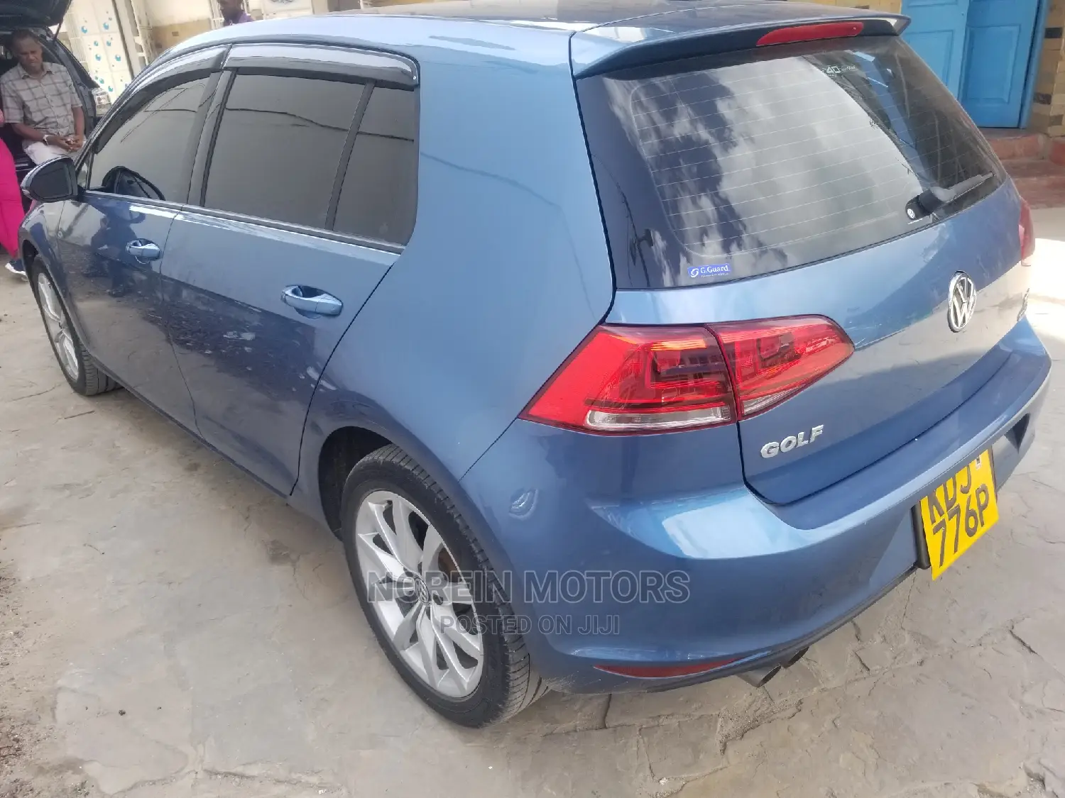 Volkswagen Golf 2014 Blue