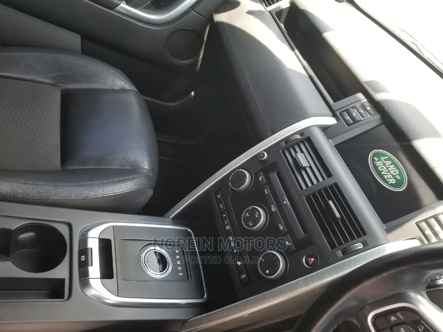 Land Rover Discovery 2015 Gray