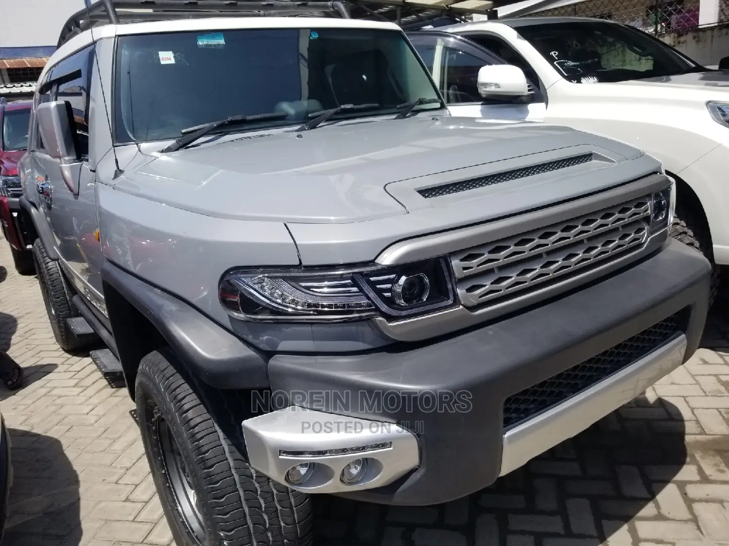Toyota FJ Cruiser 2015 Gray