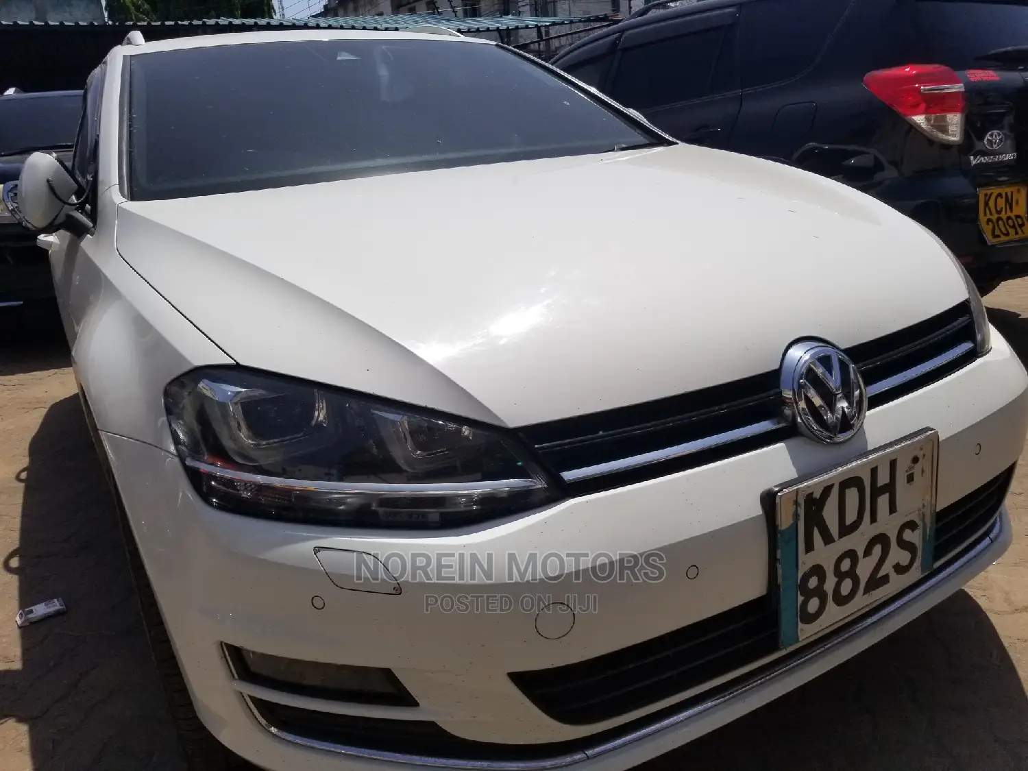 Volkswagen Golf 2014 White