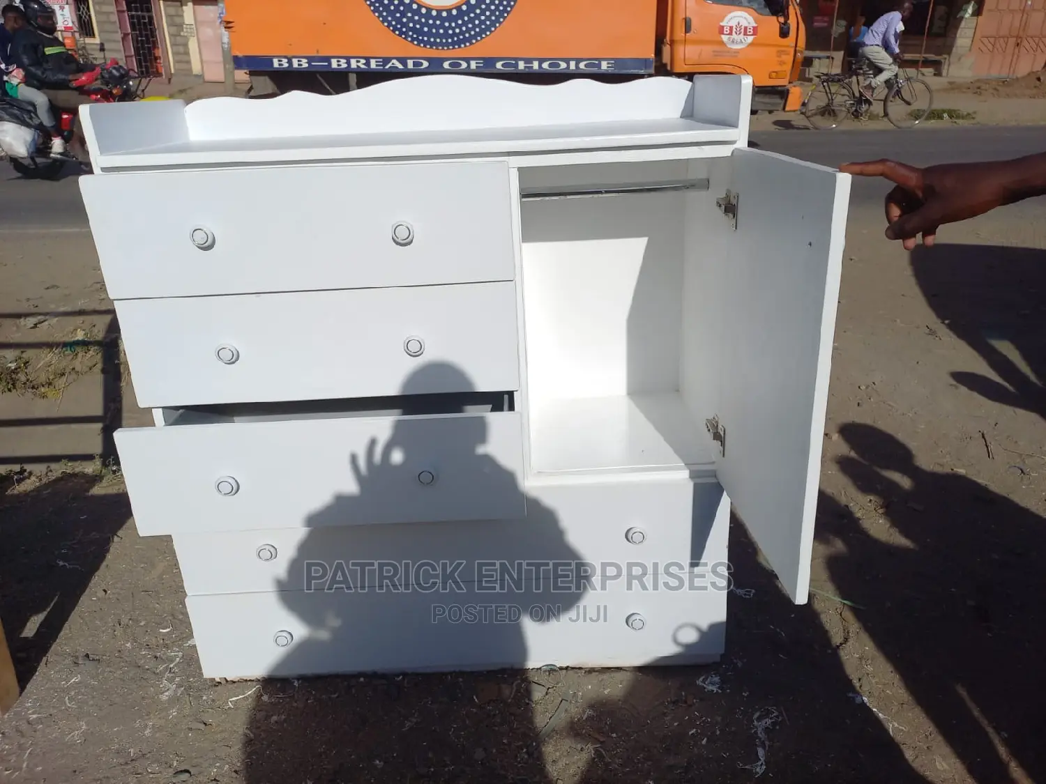 Plain Chest Of Drawers 4 By 4 Fitts