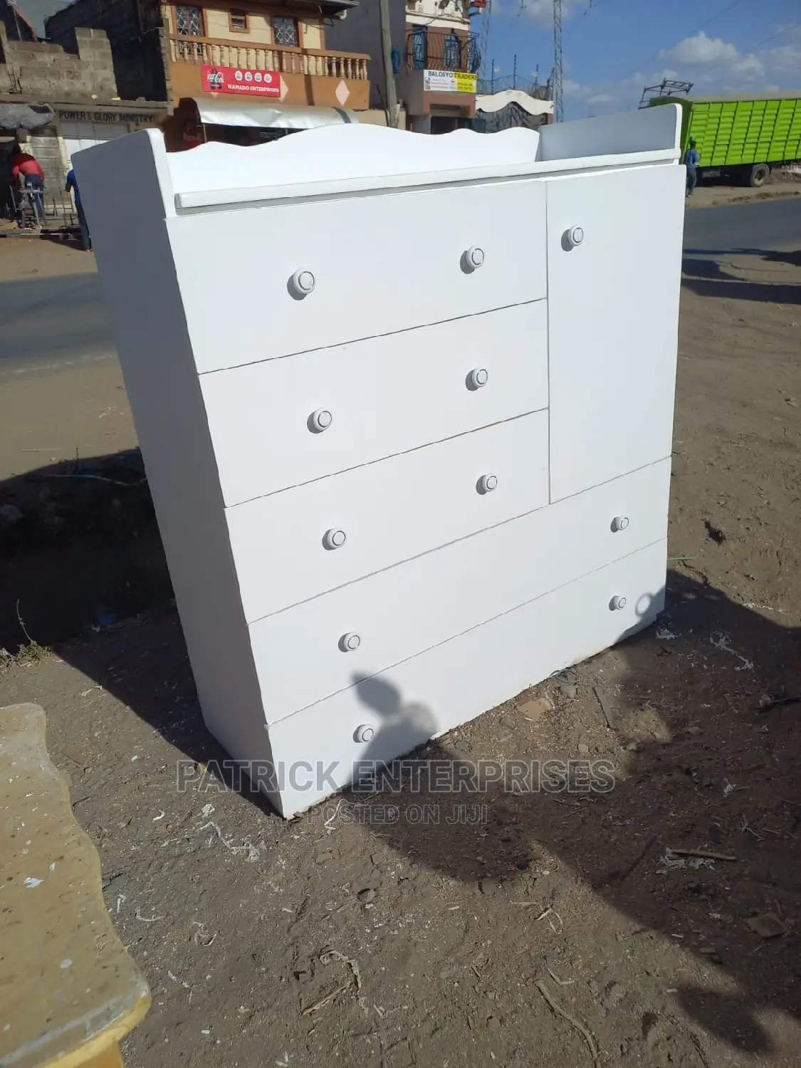 Plain Chest Of Drawers 4 By 4 Fitts
