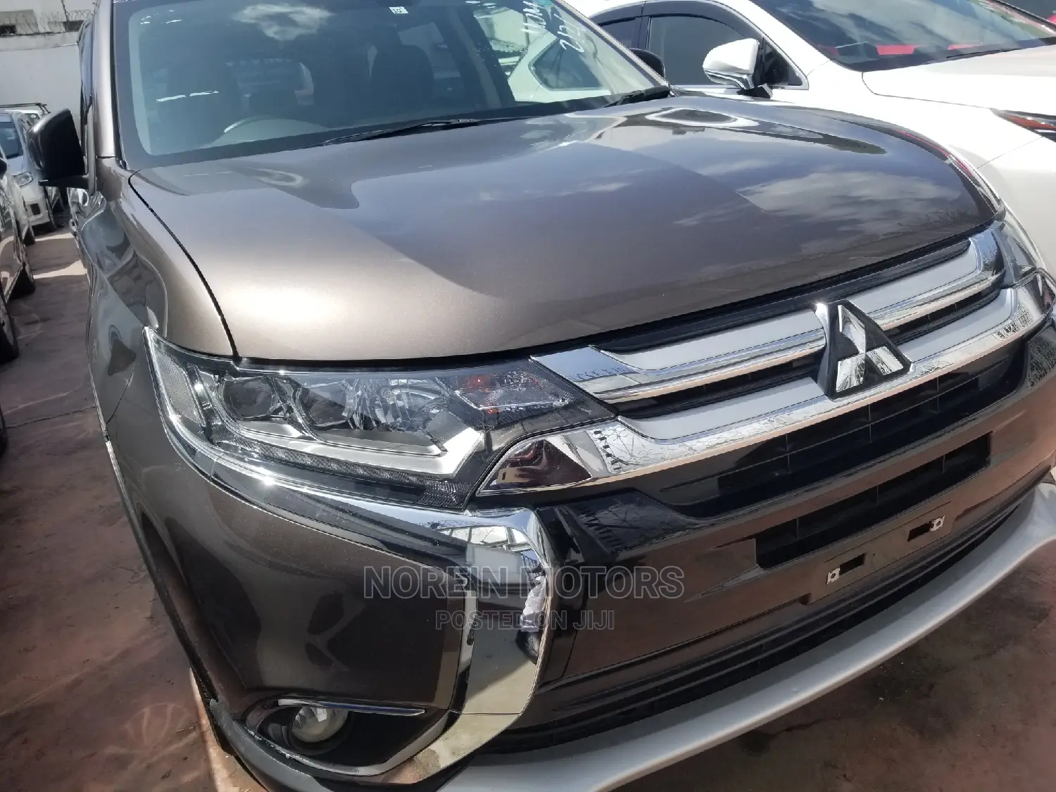 Mitsubishi Outlander 2015 Brown