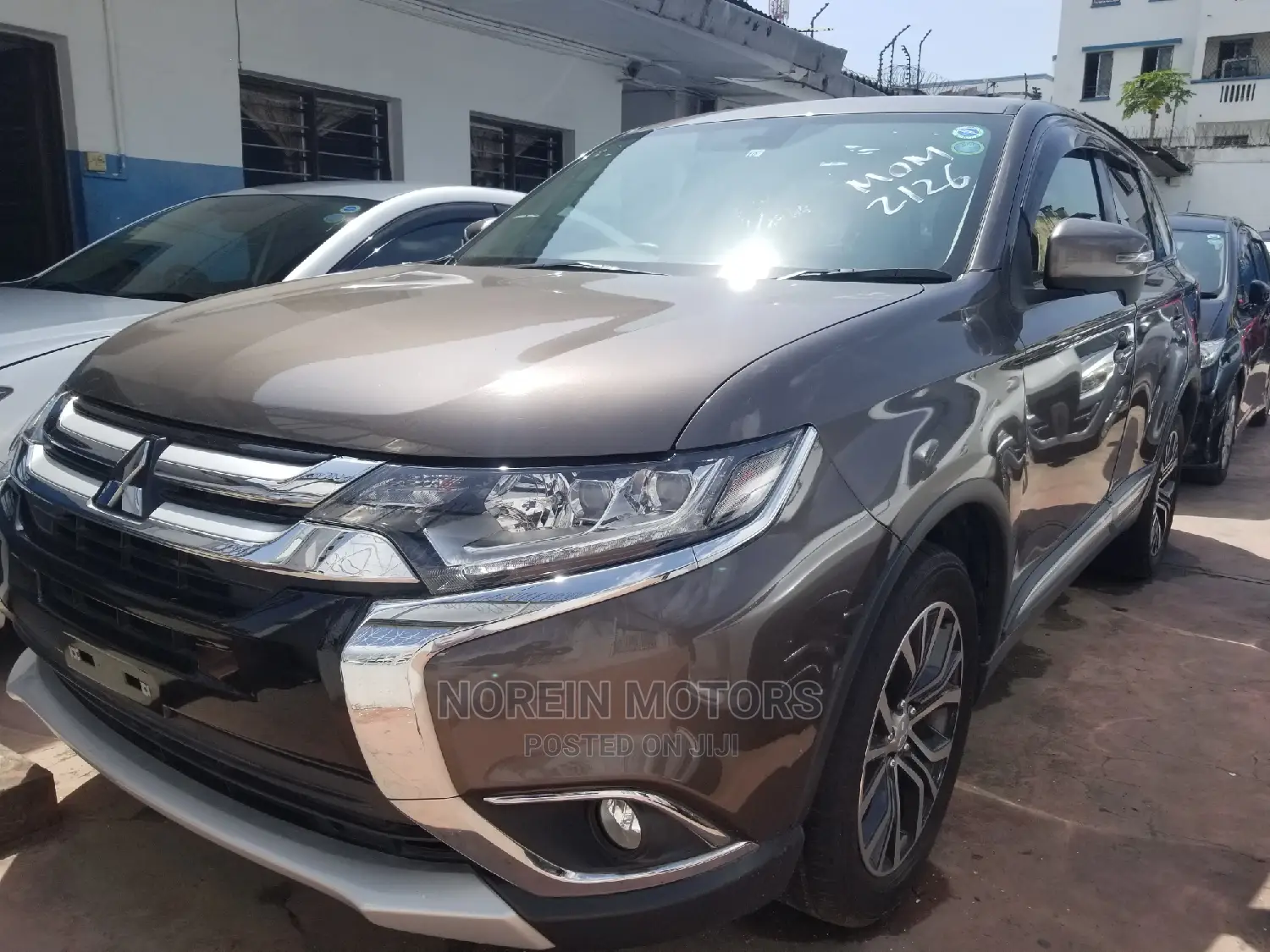 Mitsubishi Outlander 2015 Brown