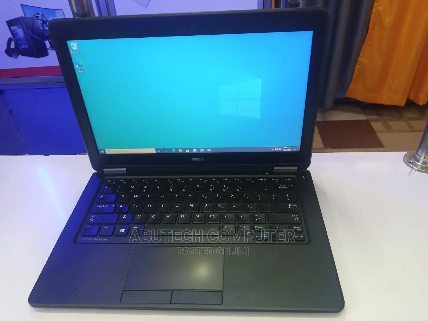 Laptop Dell Latitude 11 3160 4GB Intel Celeron HDD 500GB
