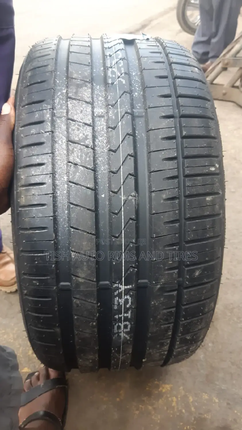 255/55r19 Falken Made in Japan