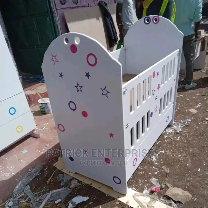 Mdf Baby Cot 4 by 2 Fitts