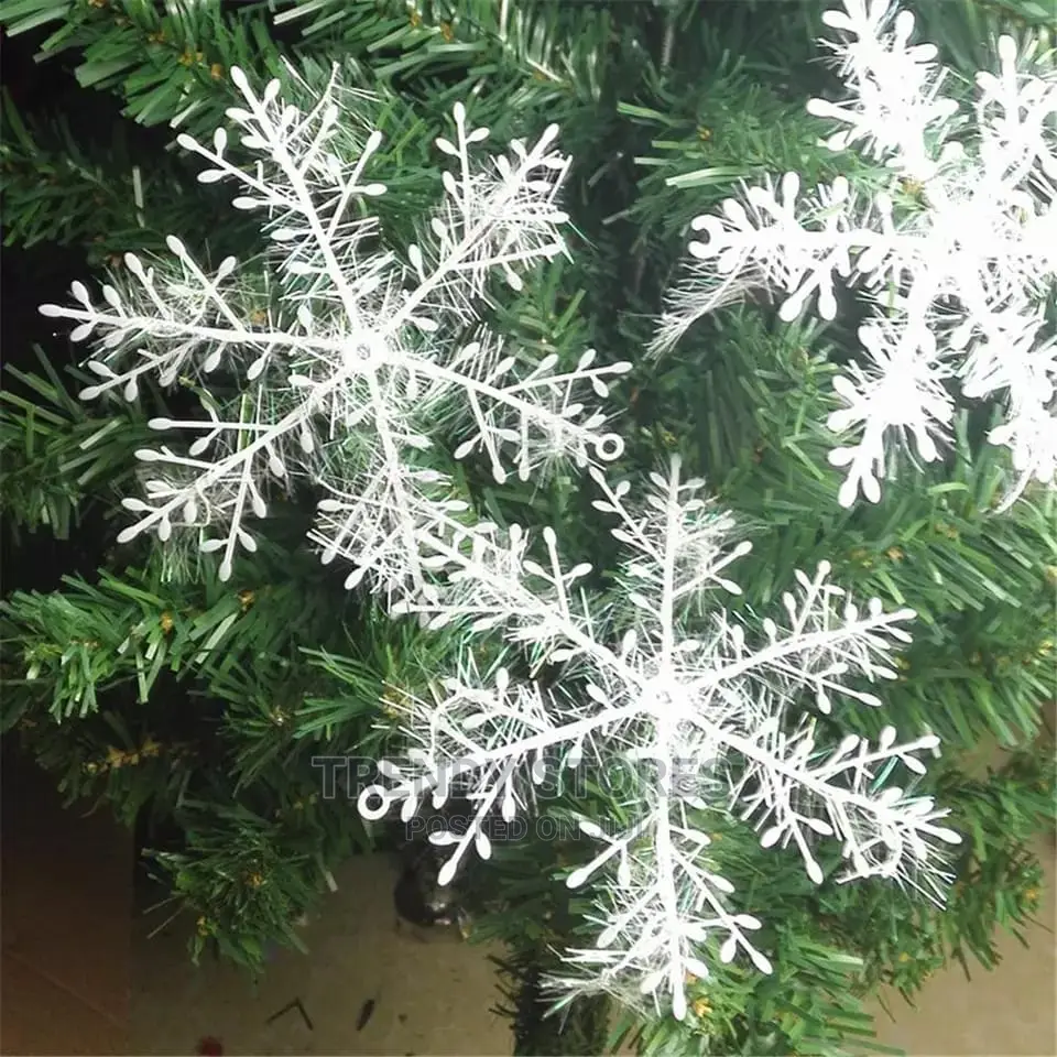 Christmas Decoration :- Set Of 6pcs Snow White Flakes