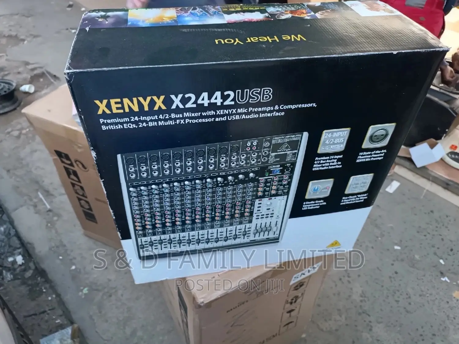 Behringer Xenyx 2442 USB Mixer