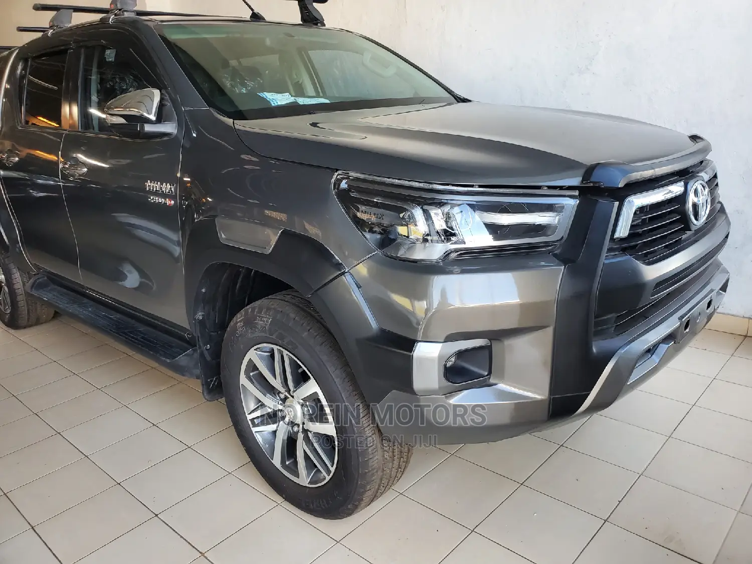 Toyota Hilux 2016 Brown