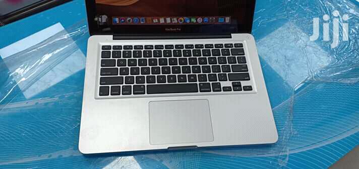 Laptop Apple MacBook Pro 8GB Intel Core i5 HDD 500GB