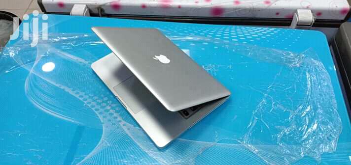 Laptop Apple MacBook Pro 8GB Intel Core i5 HDD 500GB